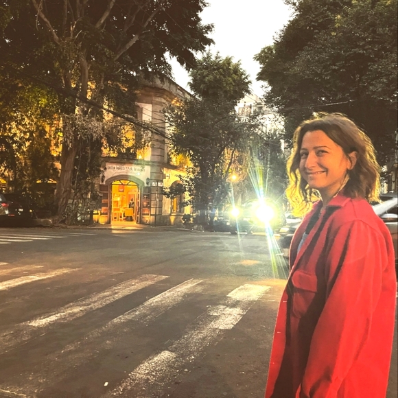 Meet your Posher, Maria - Picture 2 of 7